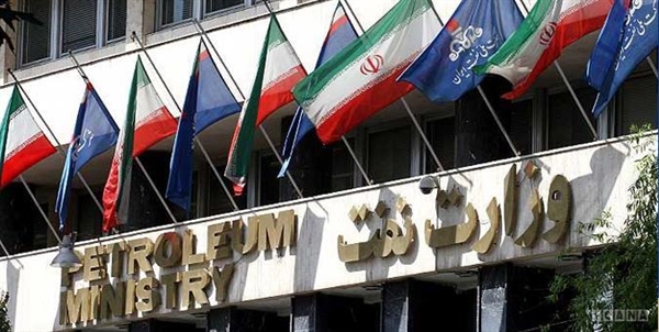 /بررسی بخش درآمدی لایحه بودجه سال ۱۴۰۱/ به منظور جلوگیری از خام‌فروشی؛ وزارت نفت مکلف به تأمین خوراک تمامی پالایشگاه‌های کوچک شد