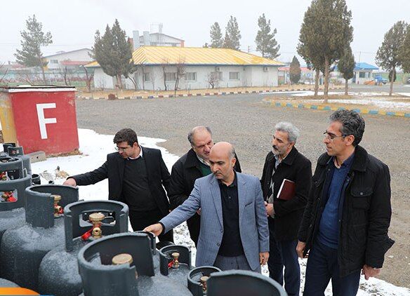 ارسال ۱۰۰۰ کپسول گاز مایع مازاد بر سهمیه برای زلزله‌زدگان خوی