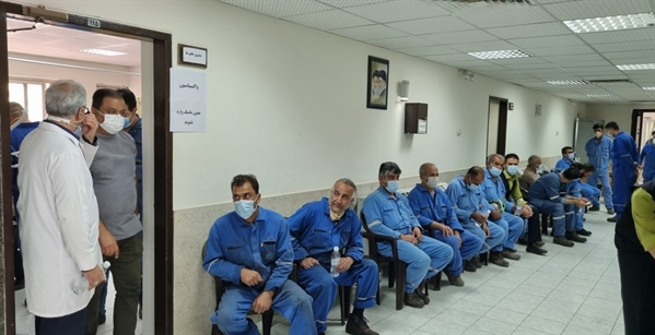 انجام نوبت یادآور واکسن کرونا برای کارکنان شرکت پالایش نفت اصفهان
