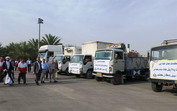 ارسال کمکهای غیر نقدی شرکت پالایش نفت بندرعباس به استانهای سیل زده کشور