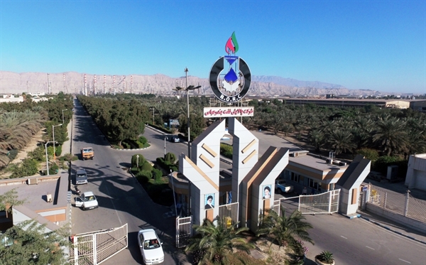 به بهانه چهارم مرداد سالروز بهره برداری از پالایشگاه نفت بندرعباس